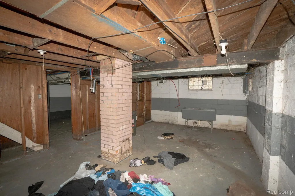 9262 Coyle Street Detroit City MI 48228