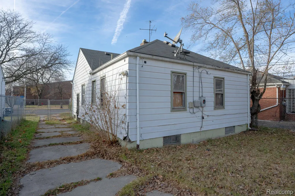 15726 Hubbell Street Detroit City MI 48227