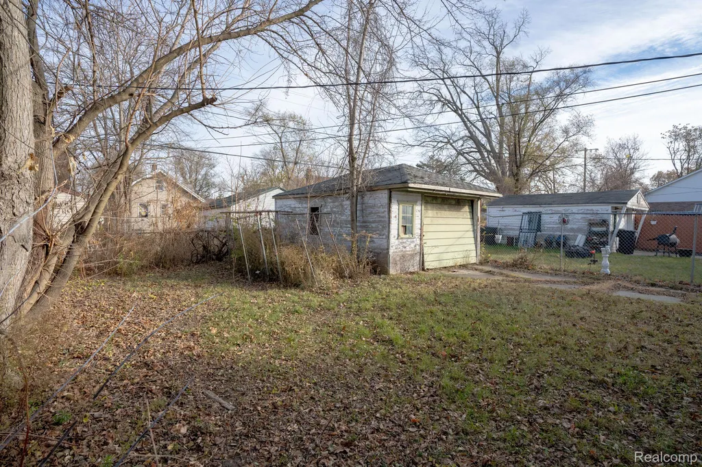 15726 Hubbell Street Detroit City MI 48227