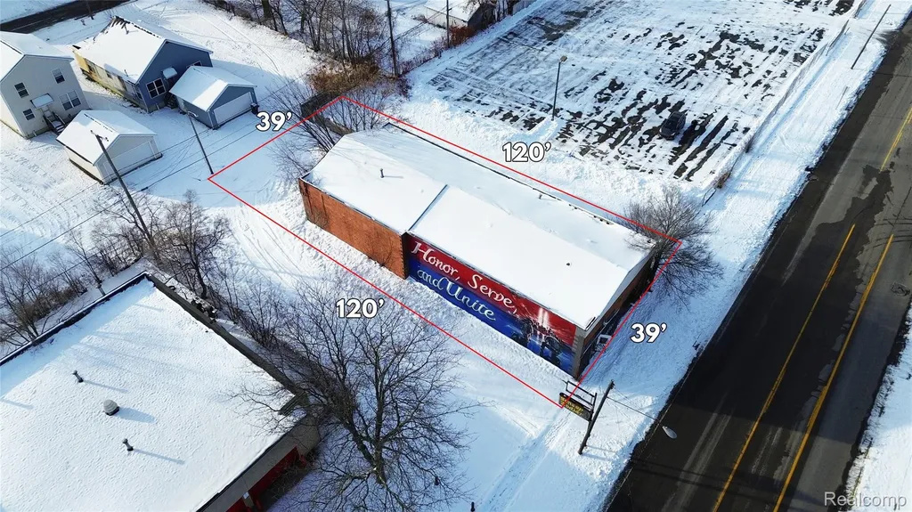 1545 M L King Avenue Flint City MI 48503