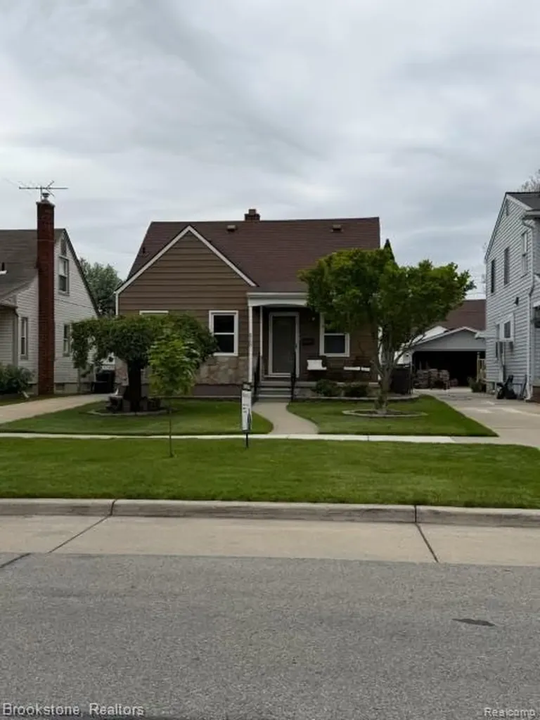 3530 Roosevelt Street Dearborn City MI 48124