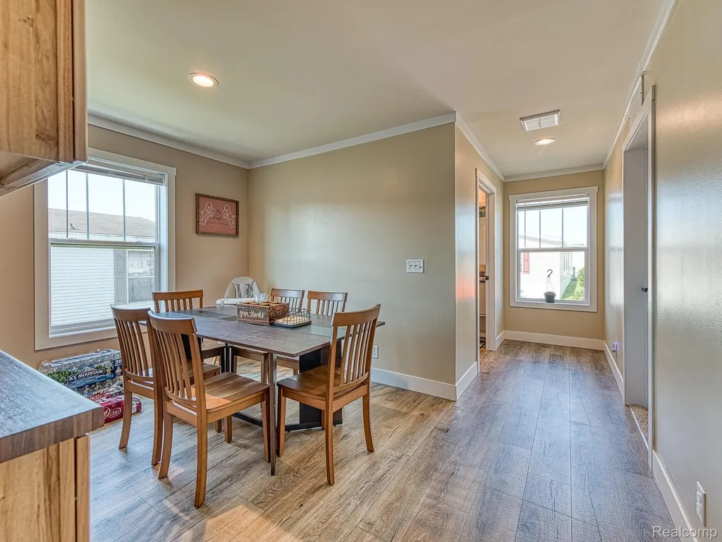 501 Washington Sumpter Township MI 48111