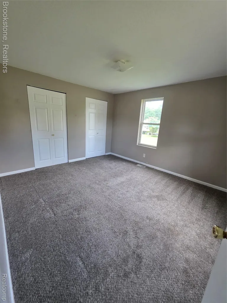13021 N Saginaw Road Vienna Charter Township MI 48420
