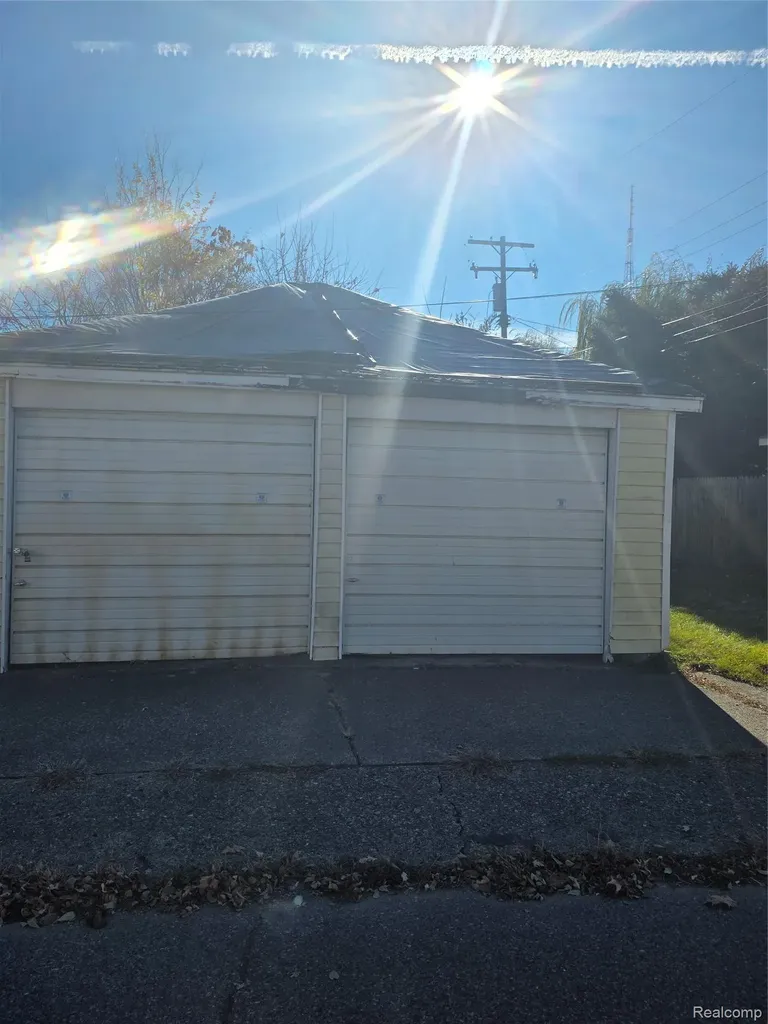 14681 Tuller Street Detroit City MI 48238