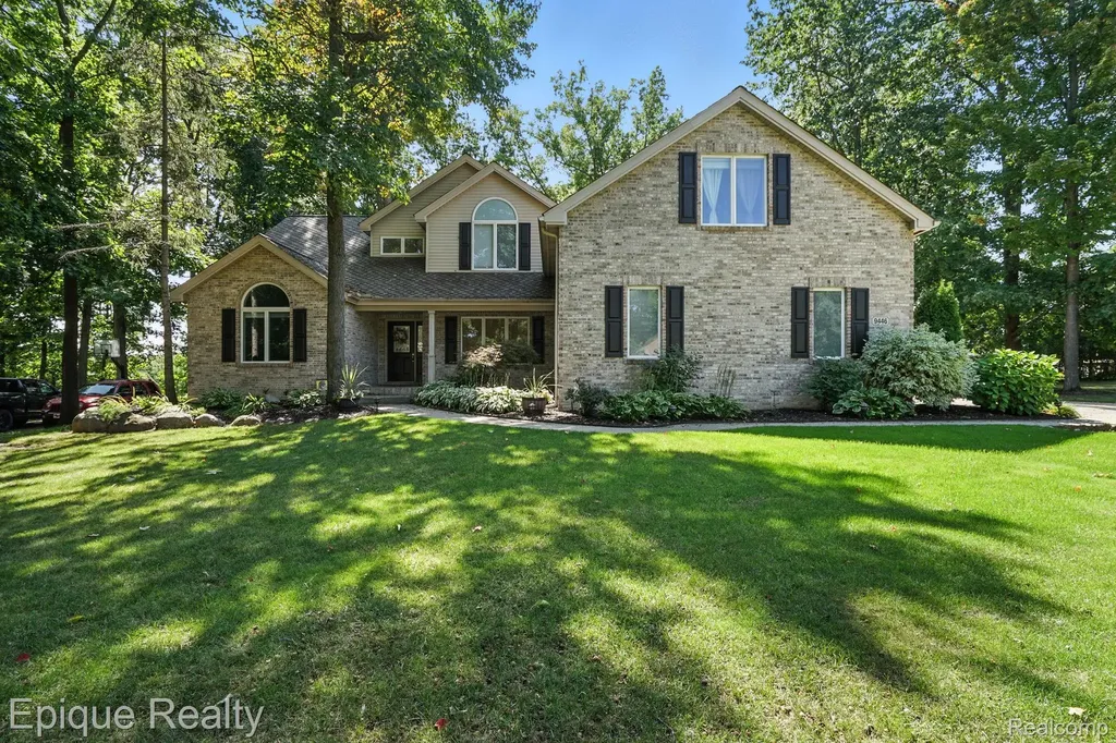 9446 Fair Oaks Drive Goodrich Village MI 48438