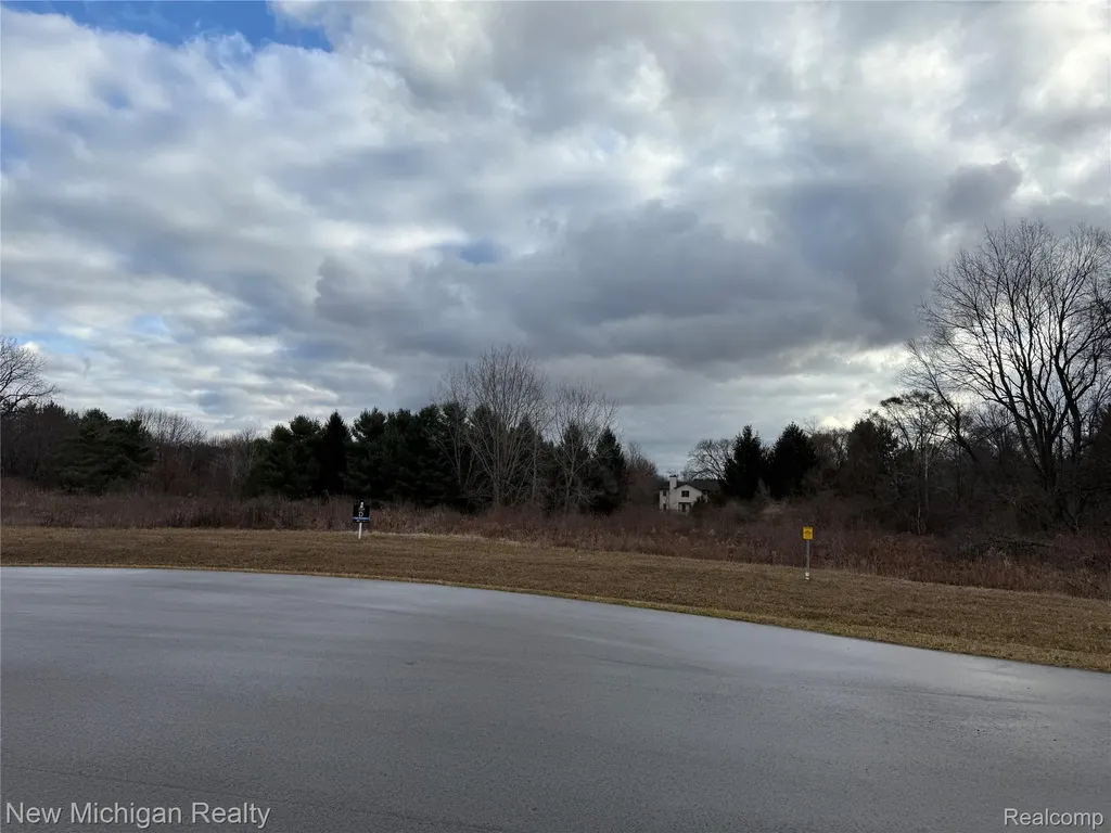 3215 Pompilio Drive Rochester City MI 48306
