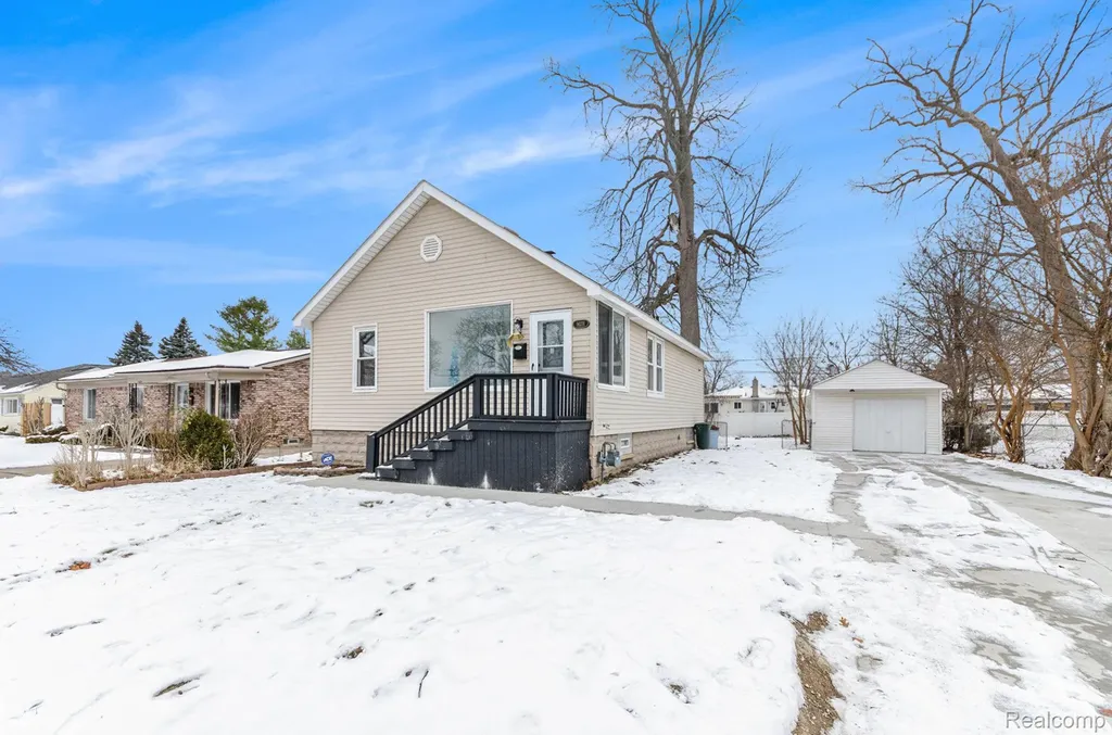 14231 Fordline Street Southgate City MI 48195