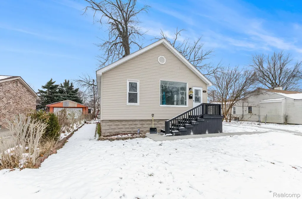 14231 Fordline Street Southgate City MI 48195