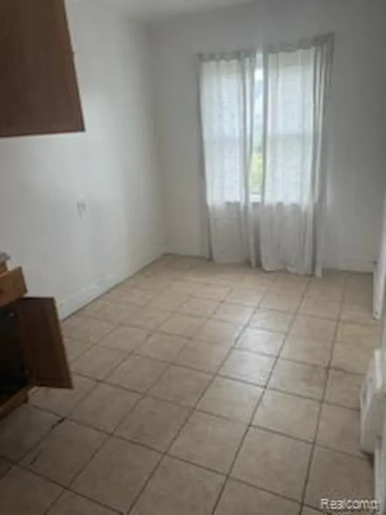 13674 Wadsworth Street Detroit City MI 48227