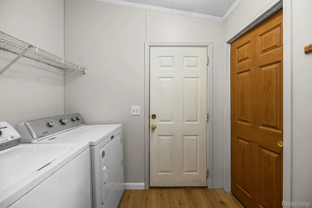 2836 Lone Pine Road Hayes Township MI 49735