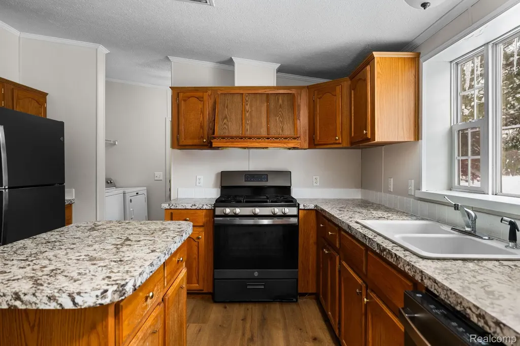 2836 Lone Pine Road Hayes Township MI 49735