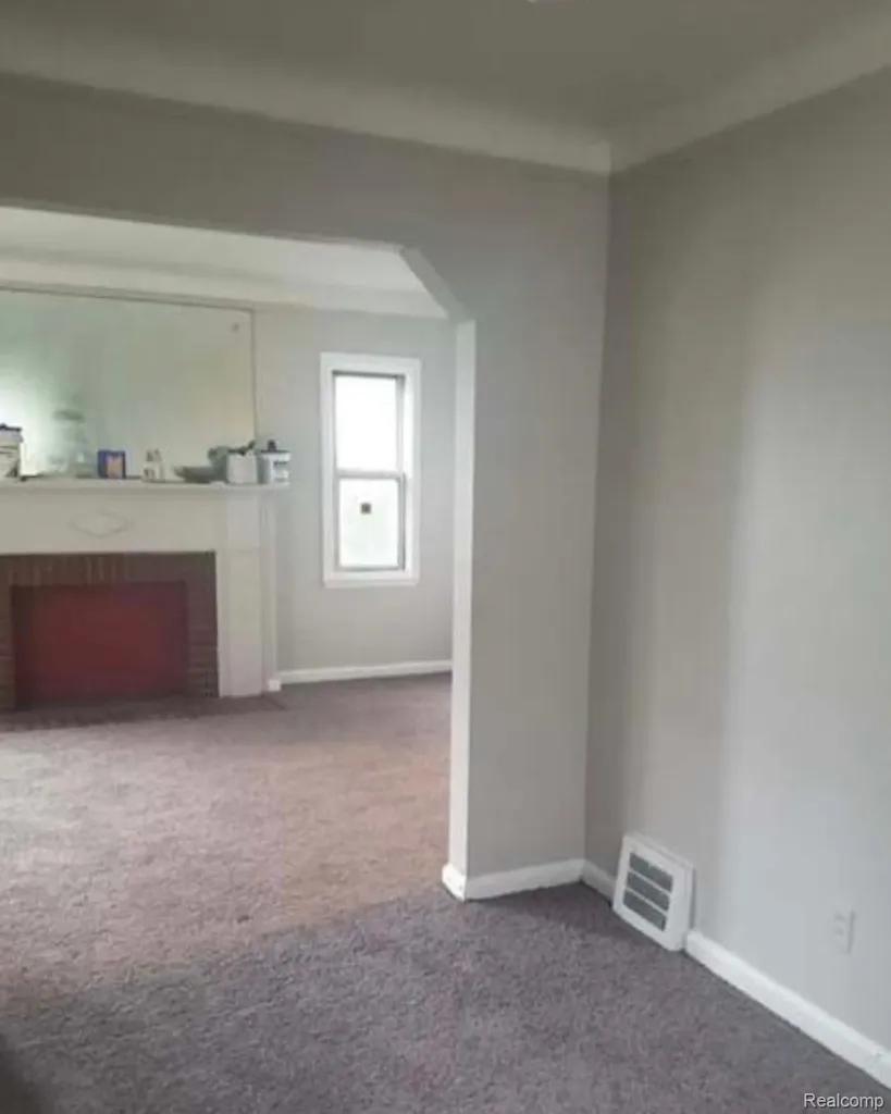 20502 Riopelle Street Highland Park City MI 48203