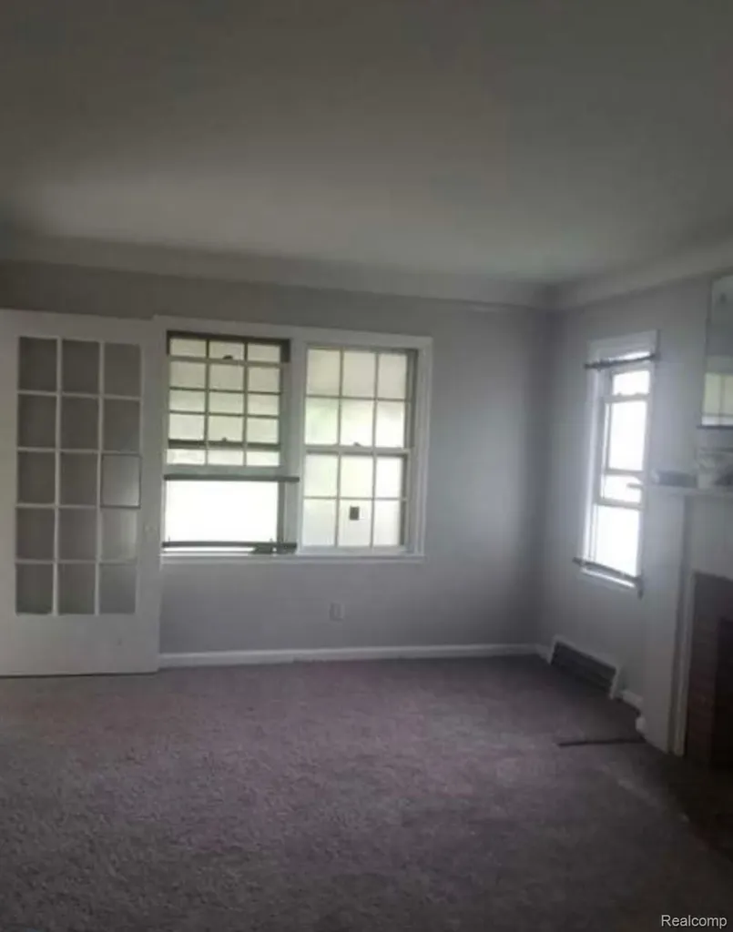 20502 Riopelle Street Highland Park City MI 48203