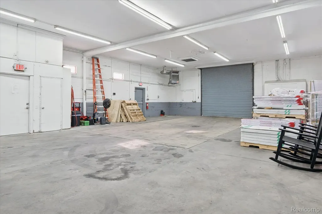 36050 Goddard Road Romulus City MI 48174
