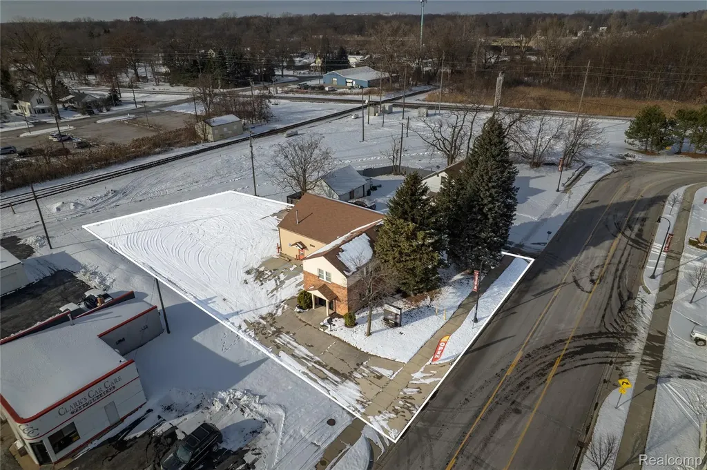 36050 Goddard Road Romulus City MI 48174