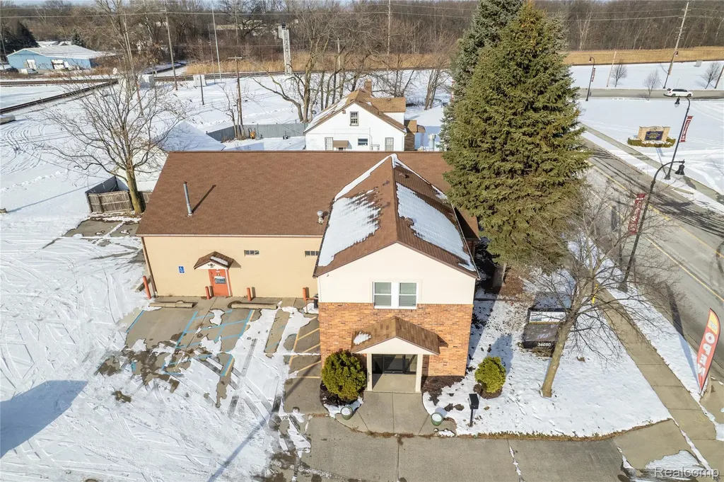 36050 Goddard Road Romulus City MI 48174