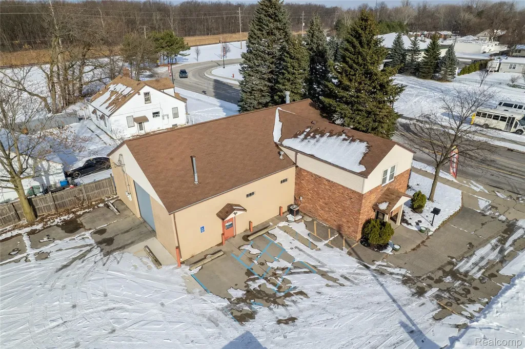 36050 Goddard Road Romulus City MI 48174