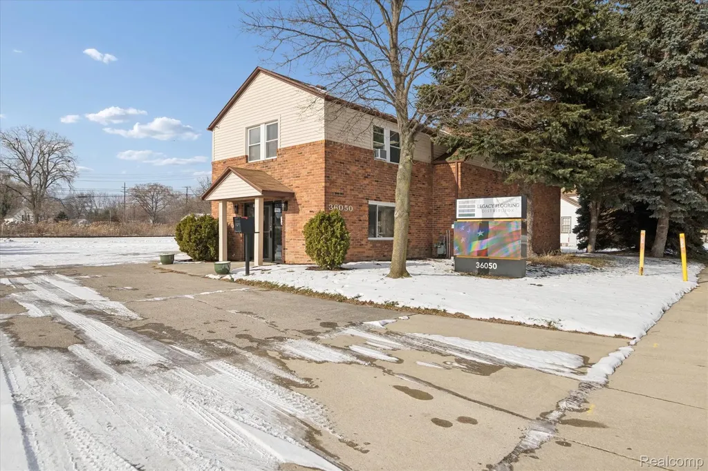 36050 Goddard Road Romulus City MI 48174