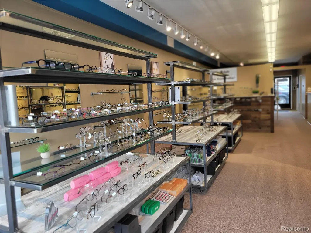 2680 Coolidge Highway Berkley City MI 48072