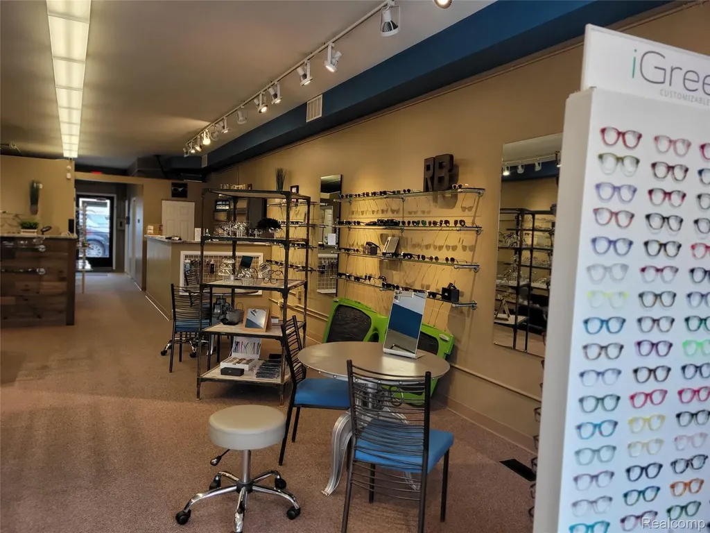 2680 Coolidge Highway Berkley City MI 48072