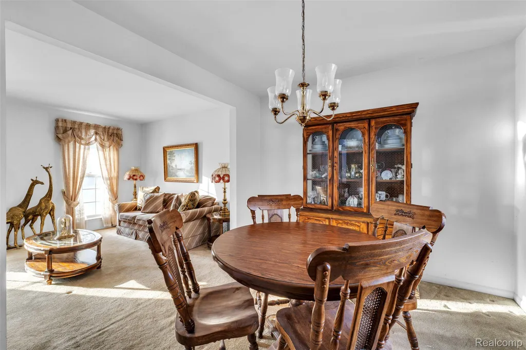 33838 Whitewood Place Westland City MI 48185