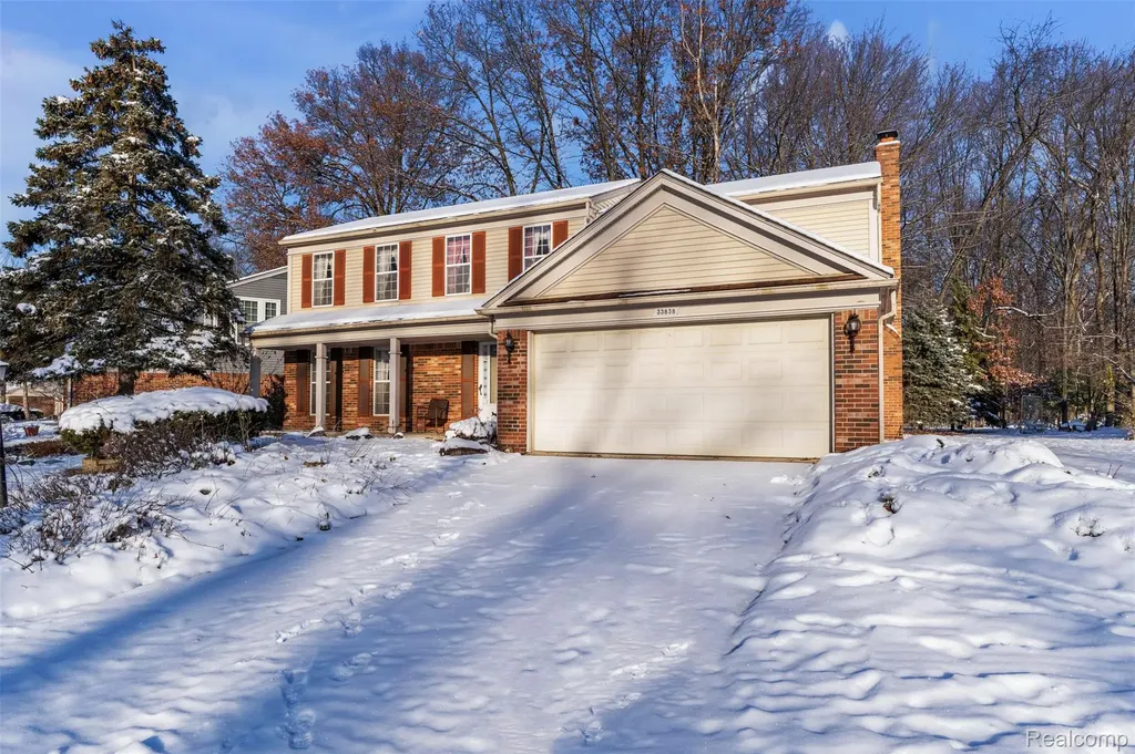 33838 Whitewood Place Westland City MI 48185