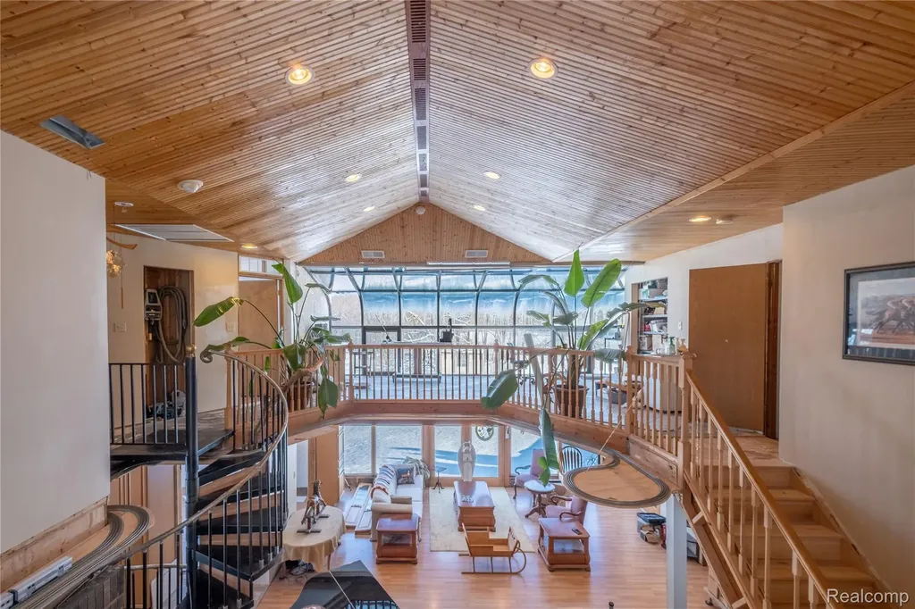 1191 Gage Road Holly Village MI 48442