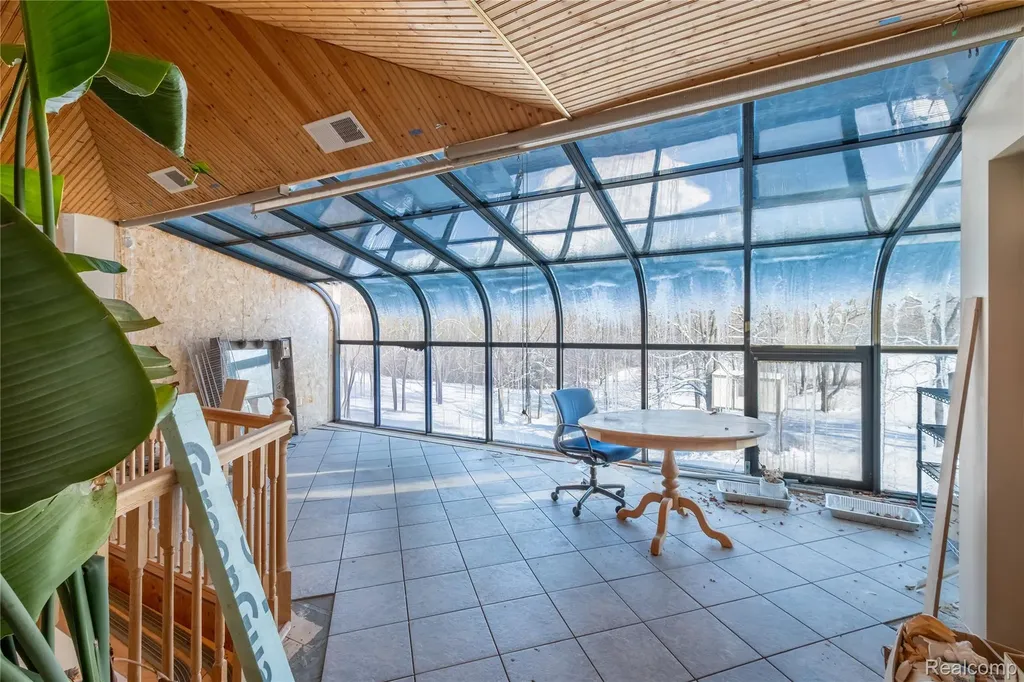 1191 Gage Road Holly Village MI 48442