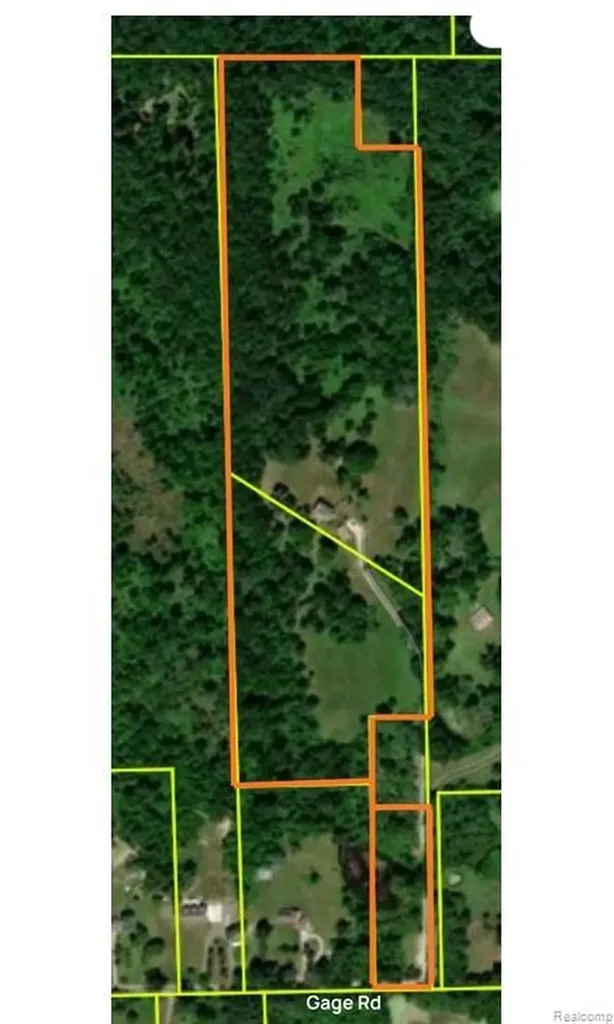 1191 Gage Road Holly Village MI 48442