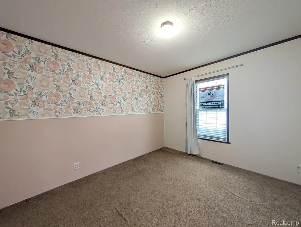 11045 Woodland Ridge Court Green Oak Township MI 48178