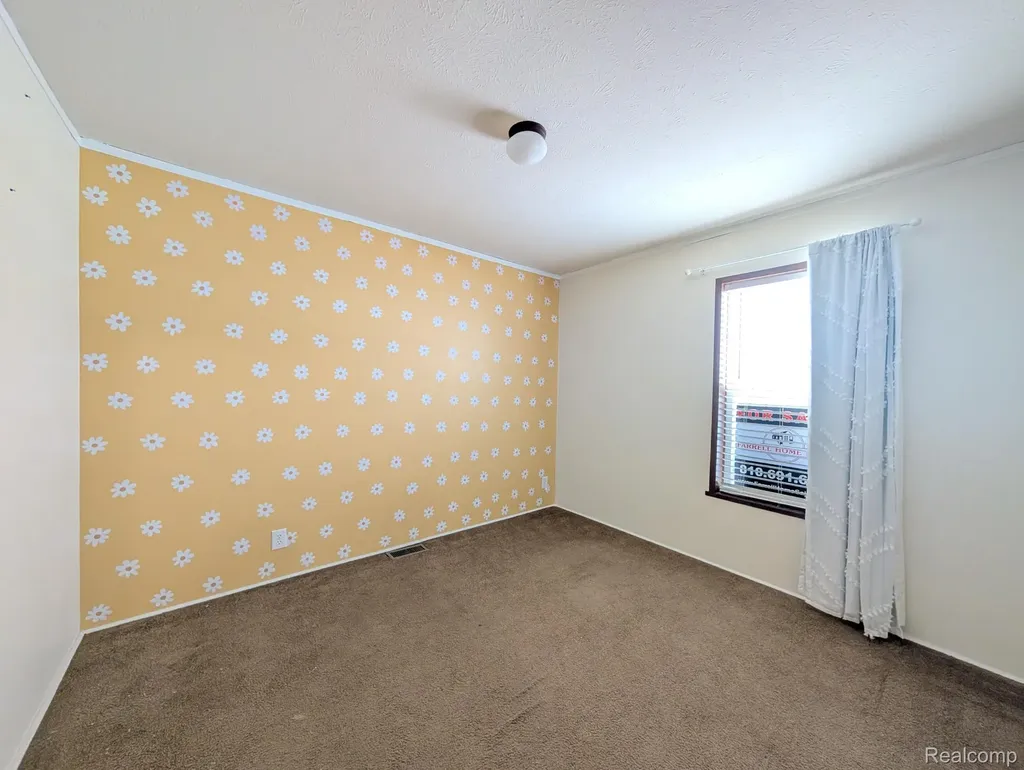 11045 Woodland Ridge Court Green Oak Township MI 48178