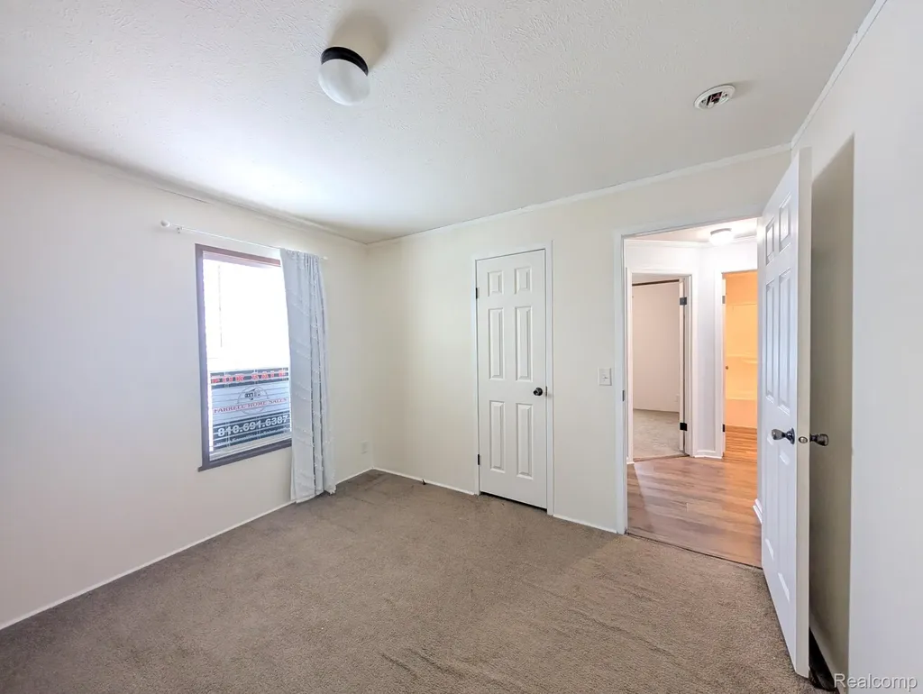 11045 Woodland Ridge Court Green Oak Township MI 48178