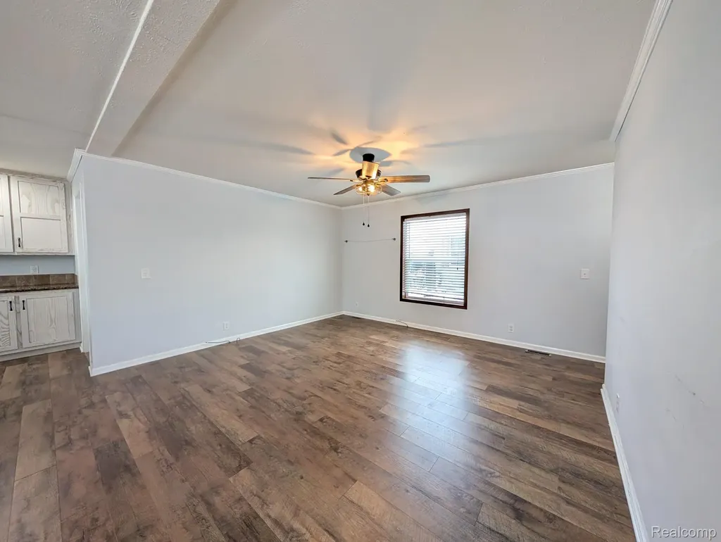 11045 Woodland Ridge Court Green Oak Township MI 48178