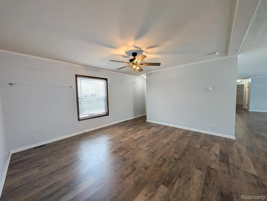 11045 Woodland Ridge Court Green Oak Township MI 48178