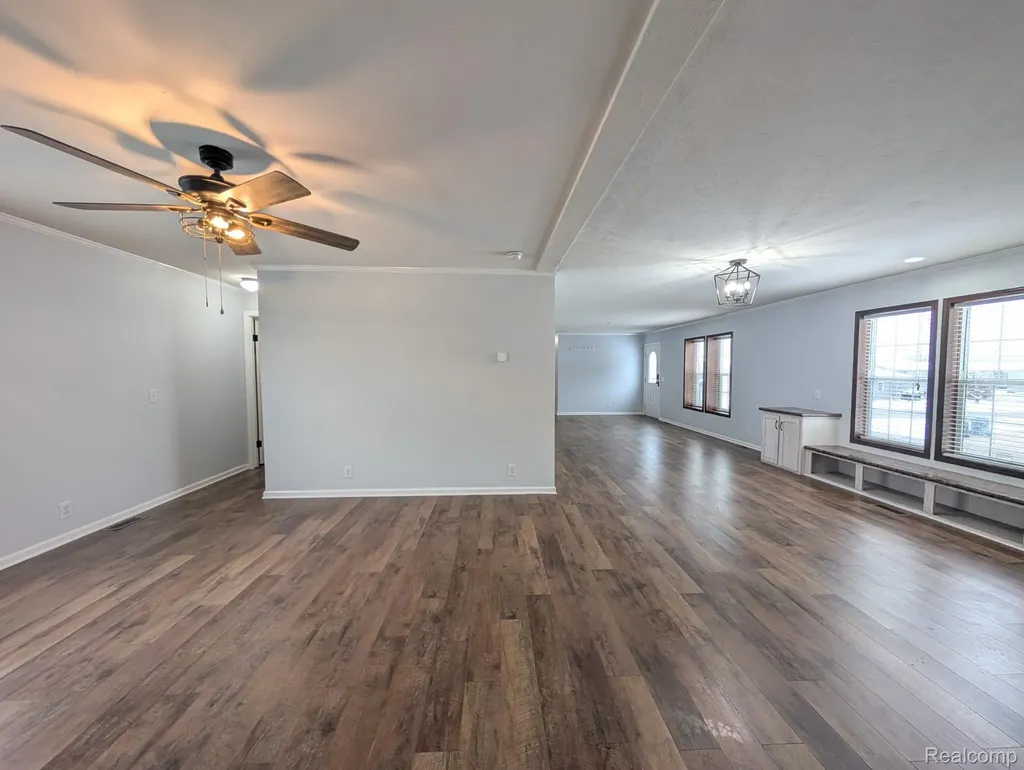11045 Woodland Ridge Court Green Oak Township MI 48178