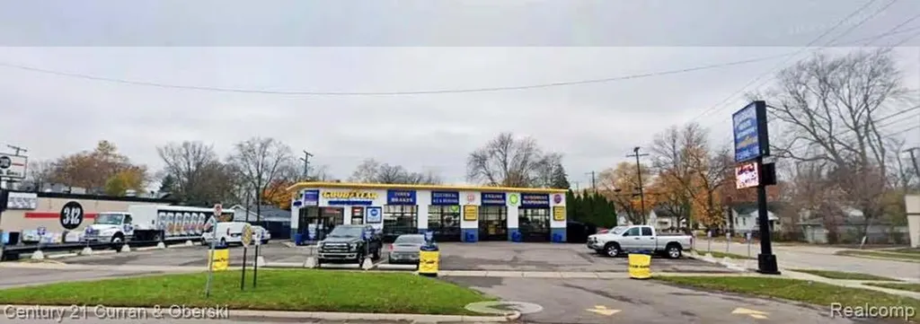 3912 Pelham Street Dearborn Heights City MI 48125