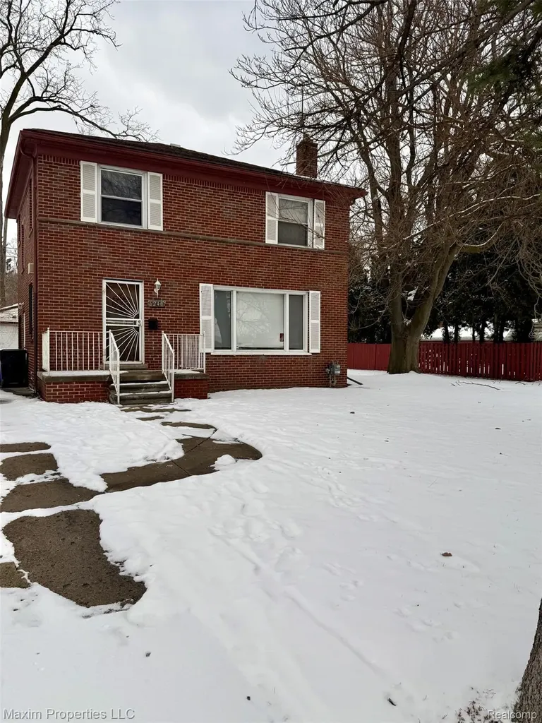 6240 W Outer Drive Detroit City MI 48235