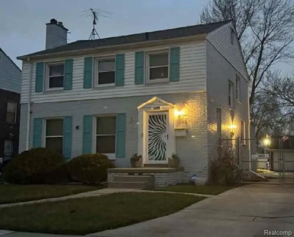 15421 Mapleridge Street Detroit City MI 48205