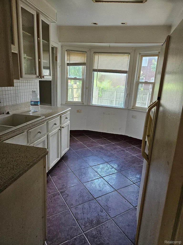 18627 Rutherford Street Detroit City MI 48235