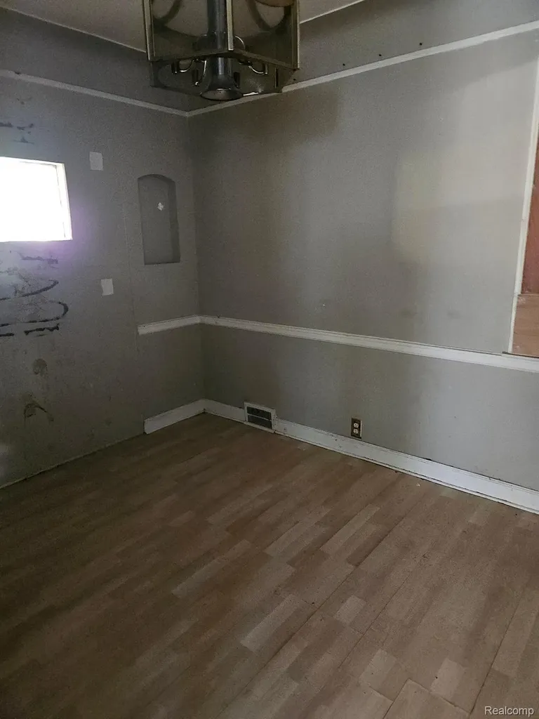 18627 Rutherford Street Detroit City MI 48235