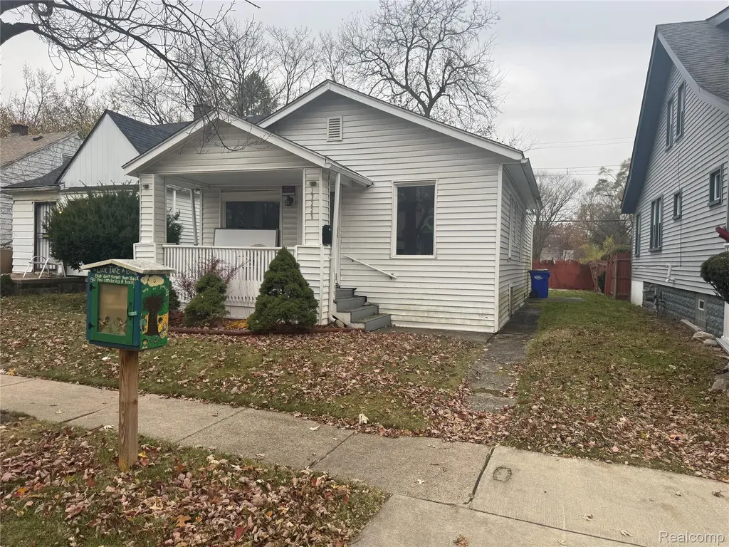 17229 Heyden Street Detroit City MI 48219