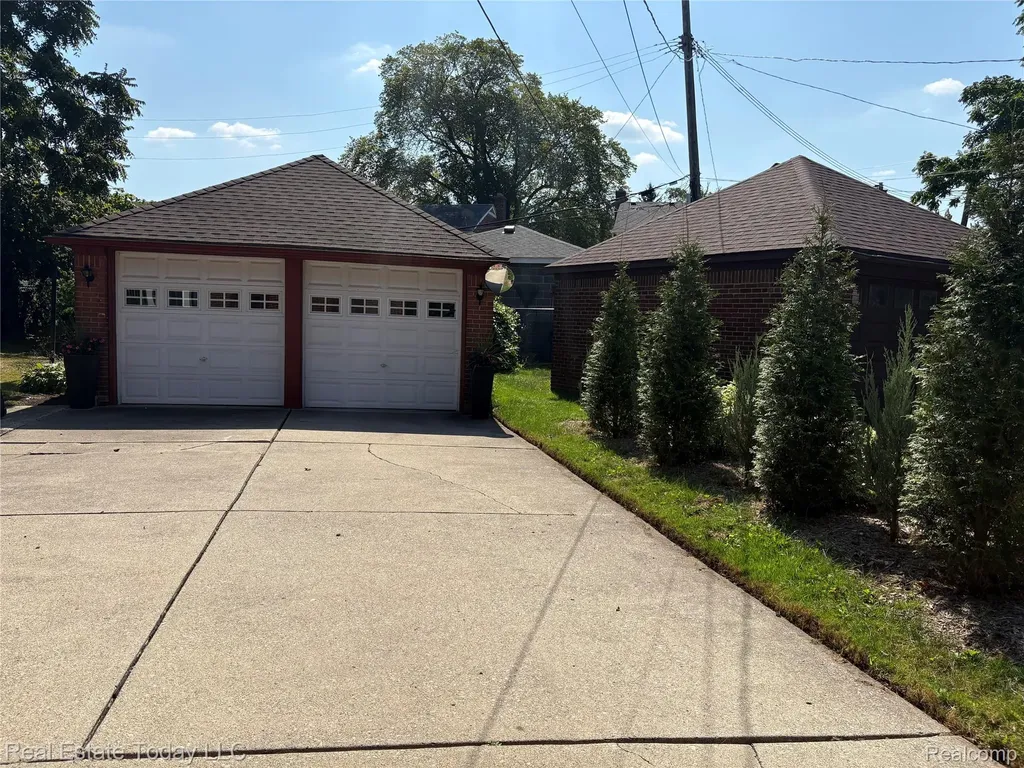 3529 Sherbourne Road Detroit City MI 48221