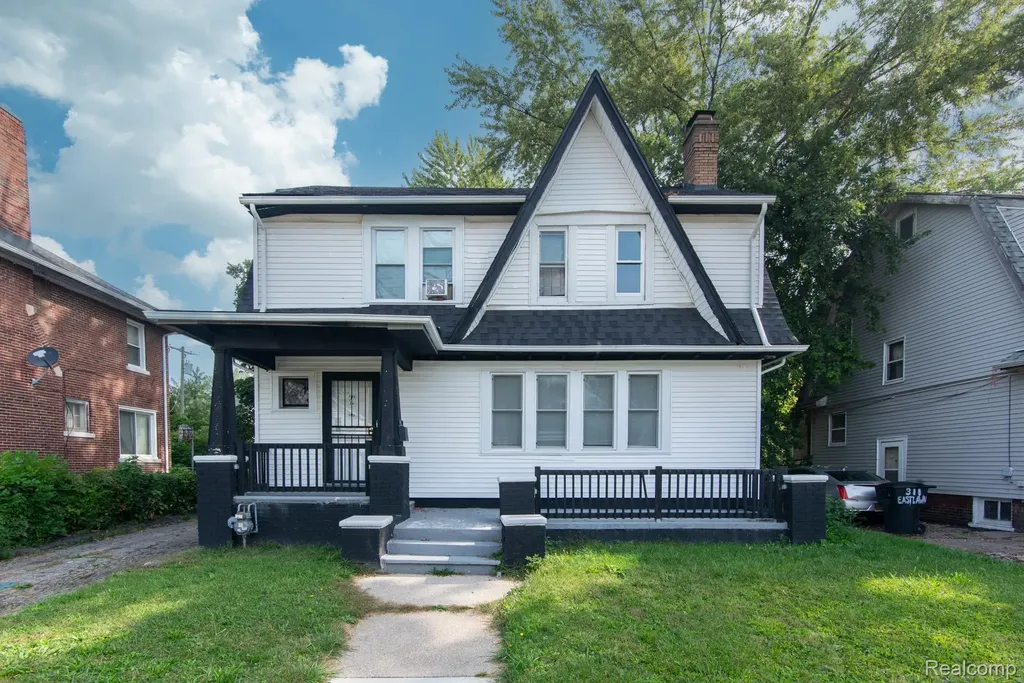 326 Eastlawn Street Detroit City MI 48215