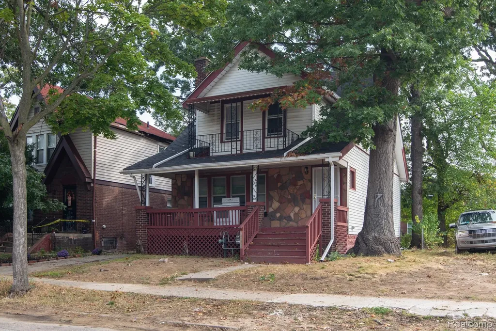 326 Eastlawn Street Detroit City MI 48215