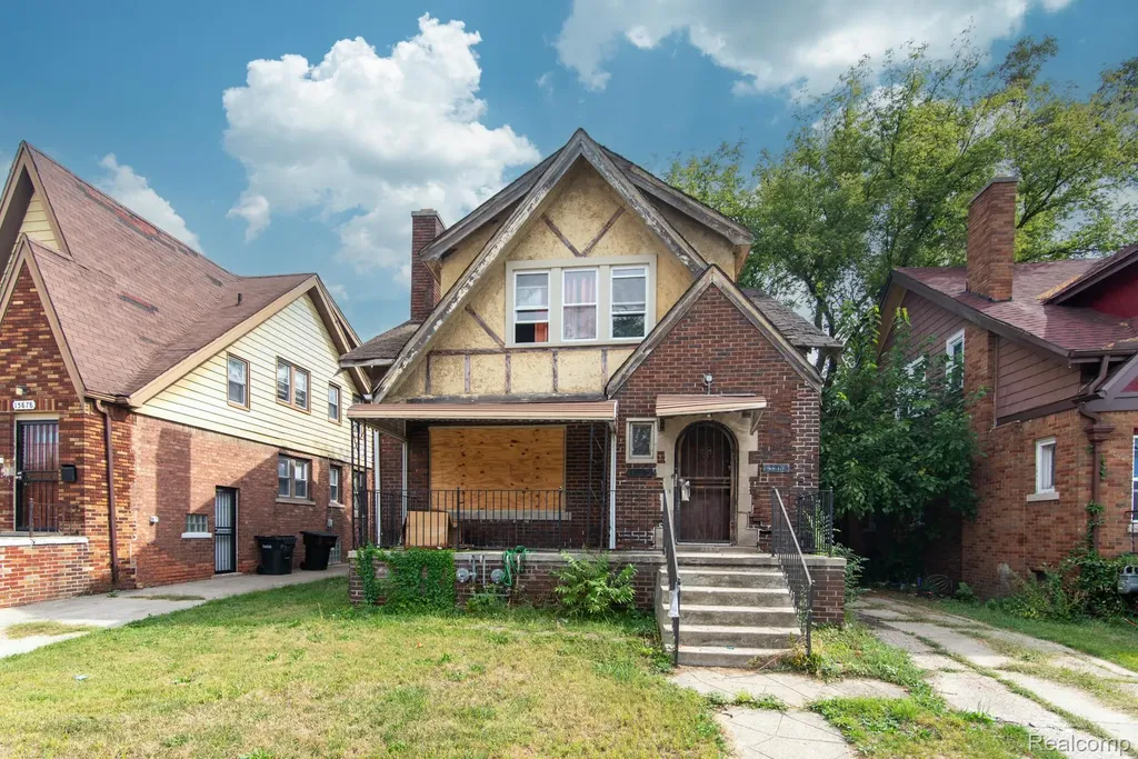 326 Eastlawn Street Detroit City MI 48215