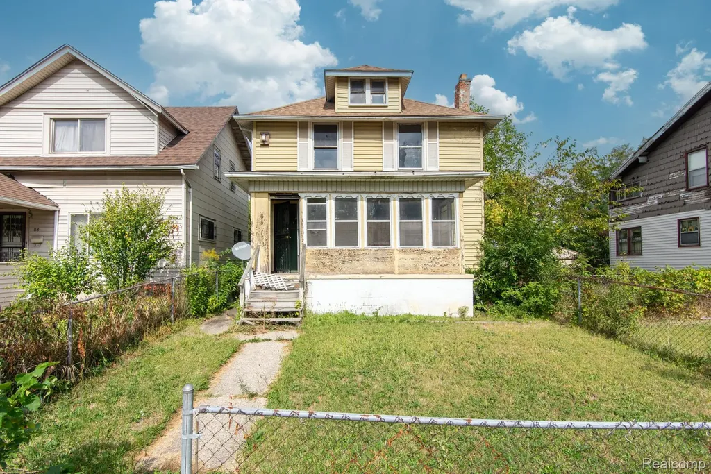 326 Eastlawn Street Detroit City MI 48215