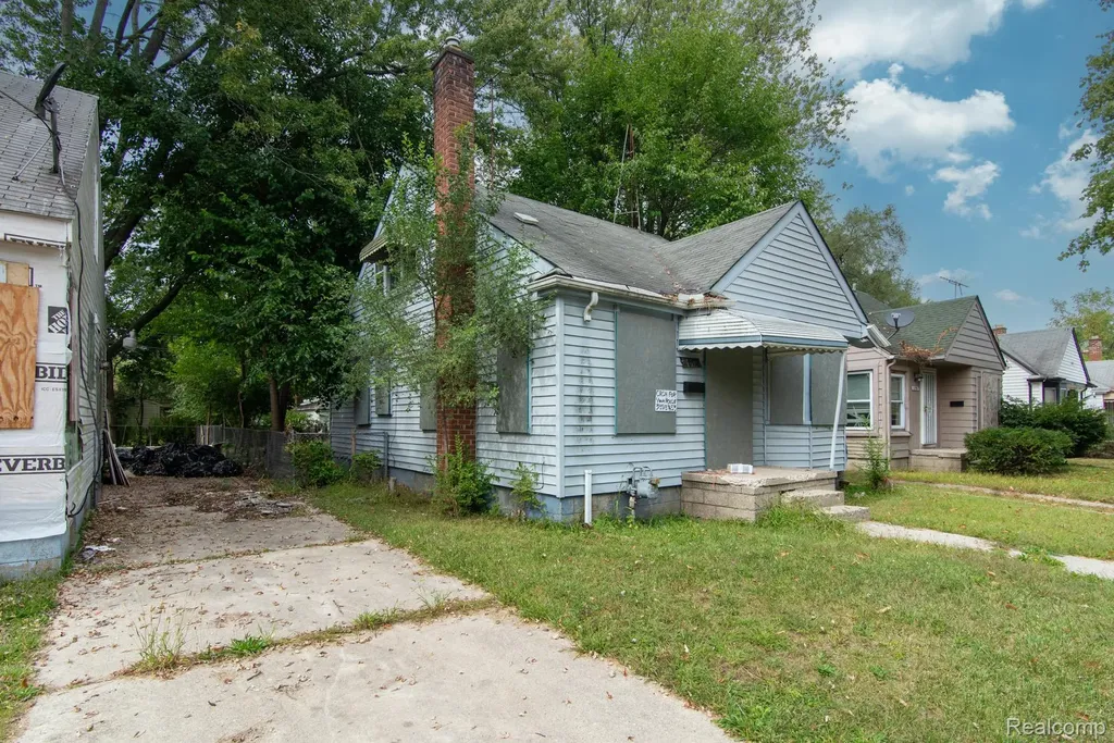 326 Eastlawn Street Detroit City MI 48215