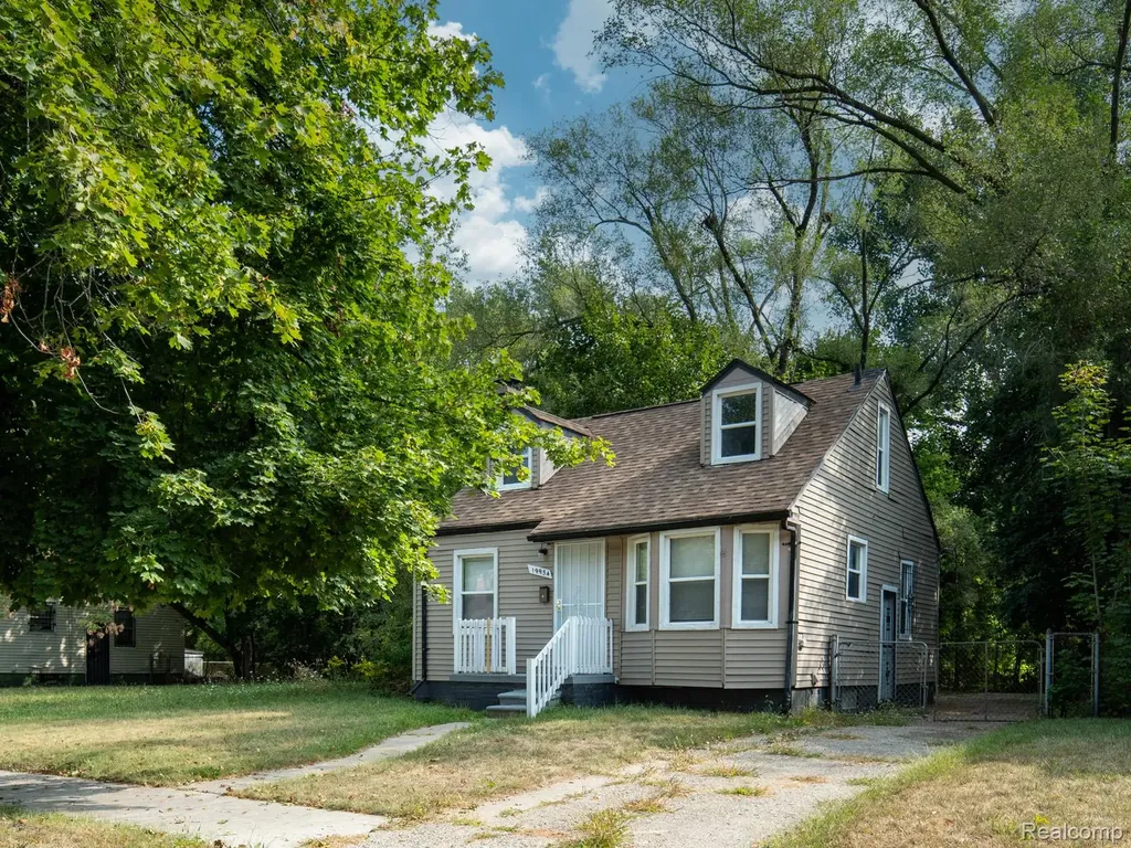 326 Eastlawn Street Detroit City MI 48215