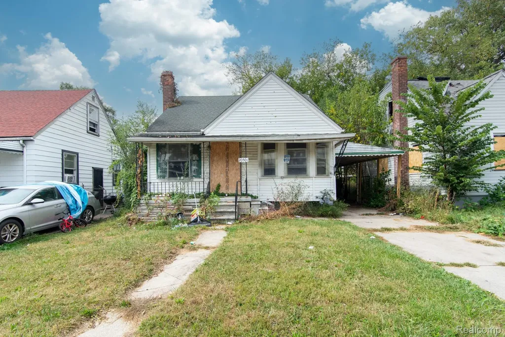 326 Eastlawn Street Detroit City MI 48215