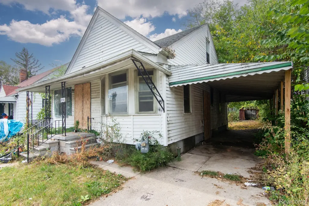 326 Eastlawn Street Detroit City MI 48215